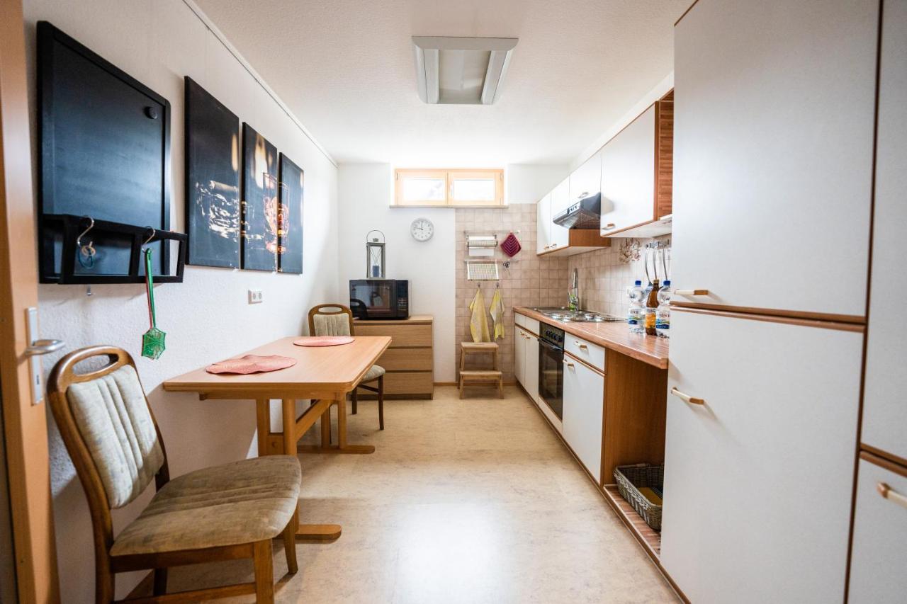 Laendliche 2-Zimmer Wohnung บัด ดิตเซนบาค ภายนอก รูปภาพ