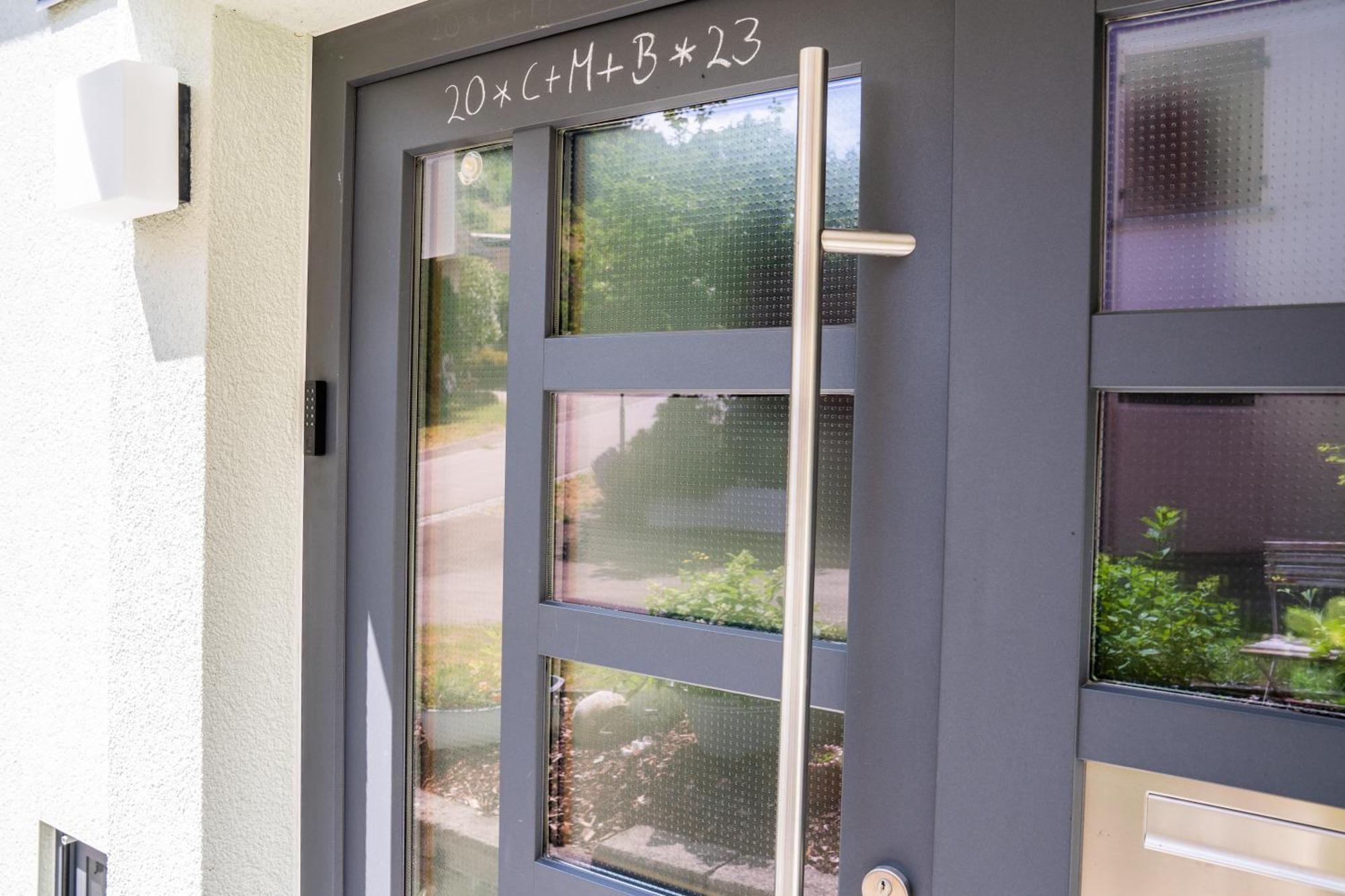 Laendliche 2-Zimmer Wohnung บัด ดิตเซนบาค ภายนอก รูปภาพ