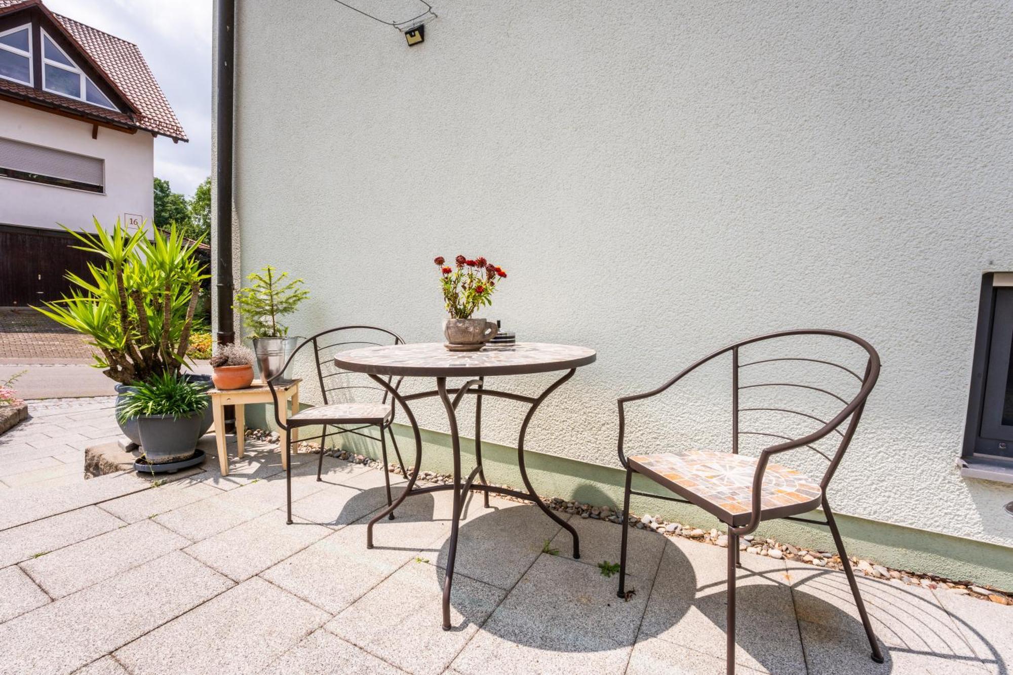 Laendliche 2-Zimmer Wohnung บัด ดิตเซนบาค ภายนอก รูปภาพ